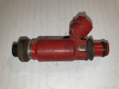 bontott Motor, motorikus alkatrész--->Porlasztó SUZUKI BALENO TAS00021709 raktárazonosítóval